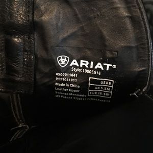 Ariat Heritage Vintage Western Boots